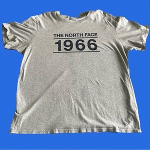 Men’s The North Face T-shirt | XL | Gray + Navy